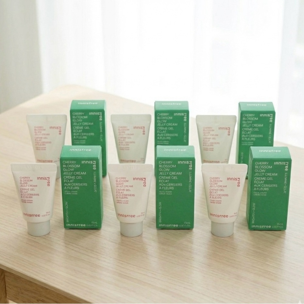 innisfree Cherry Blossom Dewy Glow Jelly Moisturizer with Niacinimide Set of 6
